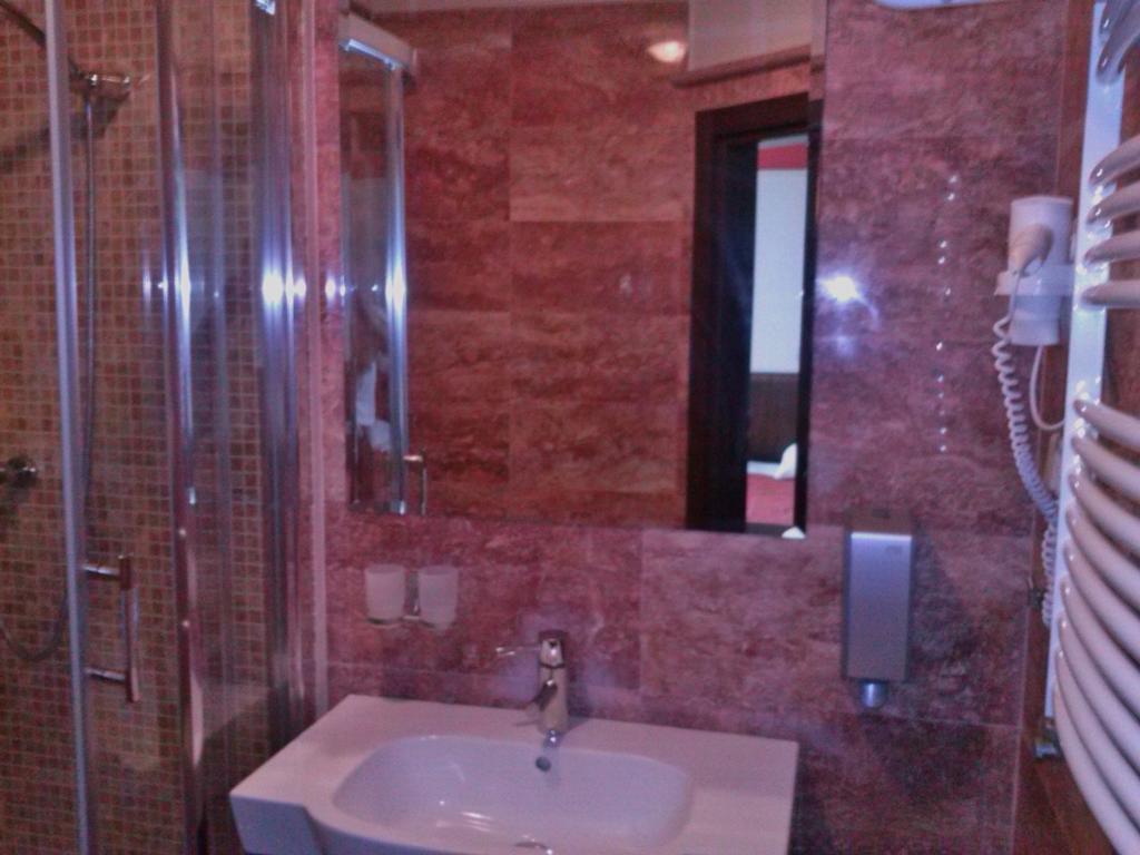 Hotel Victoria Włocławek Стая снимка